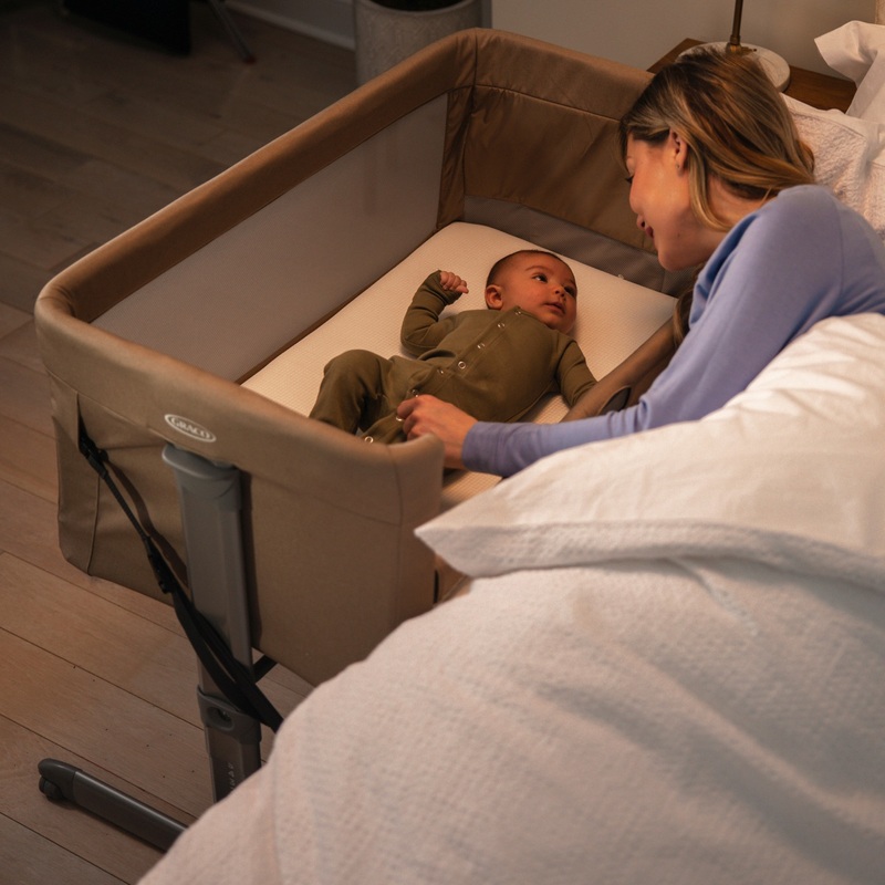 Graco Sweet2Sleep Bedside Crib Oatmeal