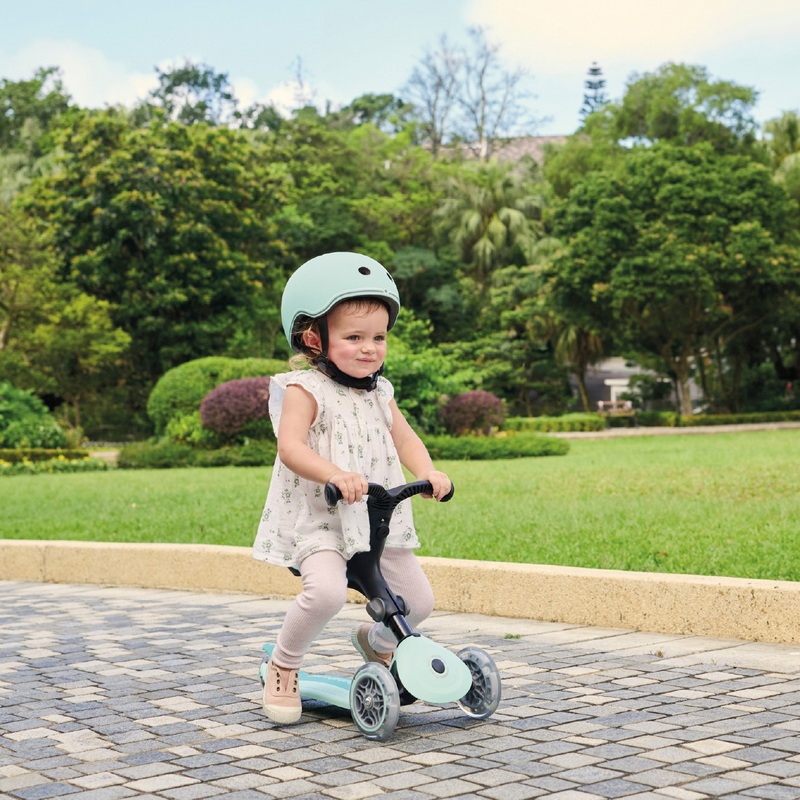 Globber Go Up Active 360 Lights Scooter Mint