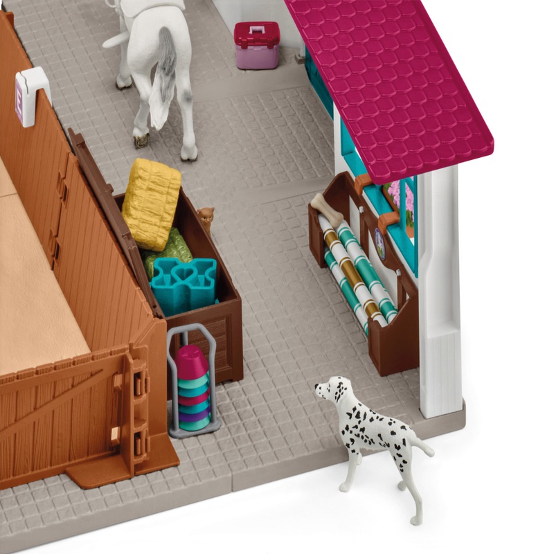 schleich Horse Club 42639 Peppertree Riding Arena Playset 4 schleich Horse Club 42639 Peppertree Riding Arena Playset