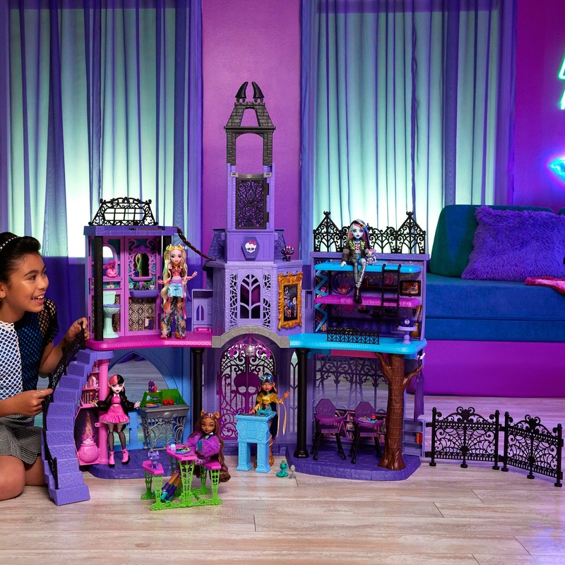Monster High Playset Haunted High School