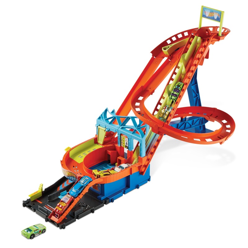 Hot Wheels City Roller Coaster Rally Playset with 5 Die-Cast Cars