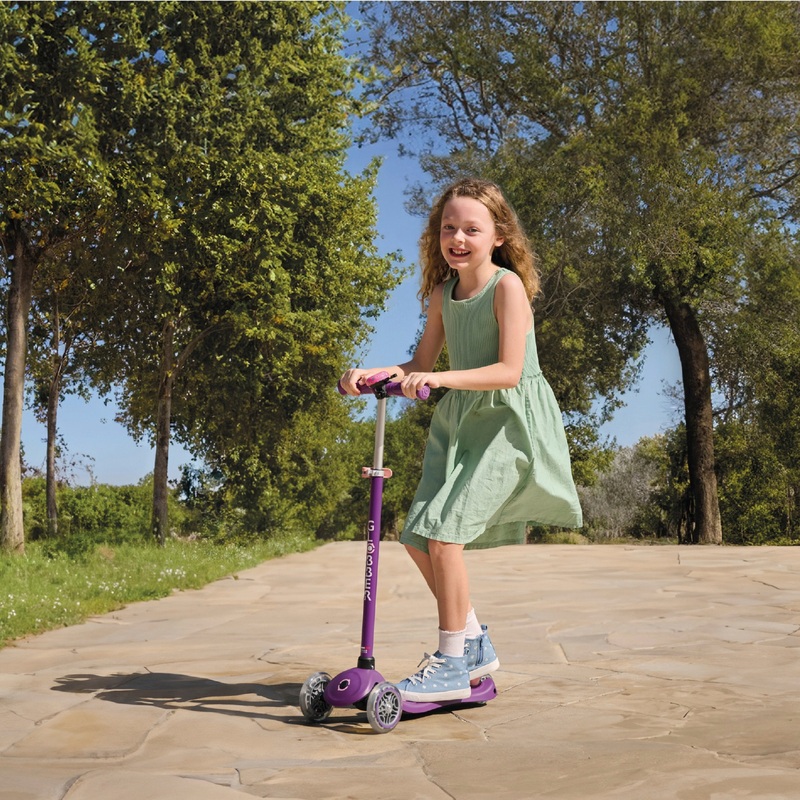 Globber Primo Plus Lights Scooter Purple
