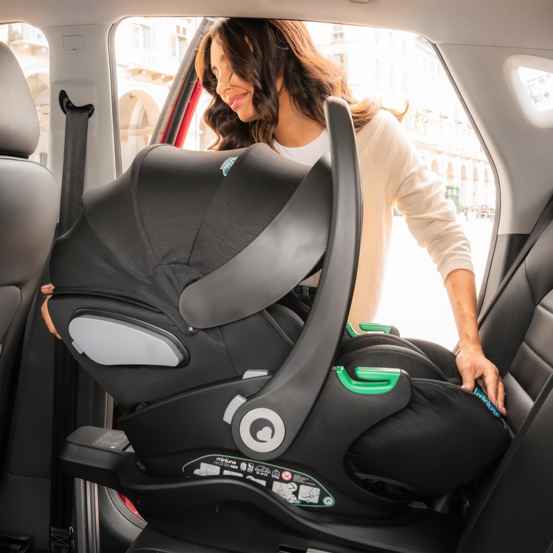 miniuno Recliniie i-Size R129 Belt-Fitted Car Seat