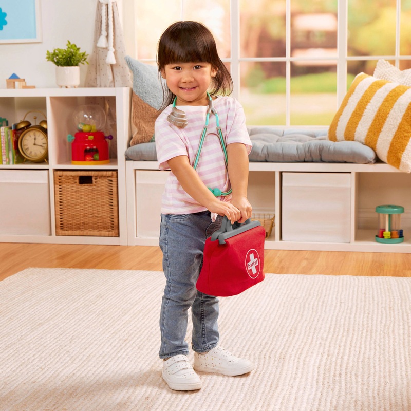 Battat Mini Medic Doctor Bag Toy Kit 5 Battat Mini Medic Doctor Bag Toy Kit