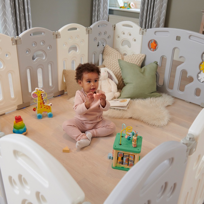 BeZou Sleepy Bear Activity Playpen