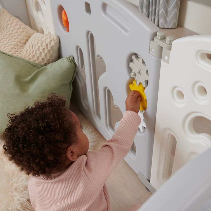 BeZou Sleepy Bear Activity Playpen