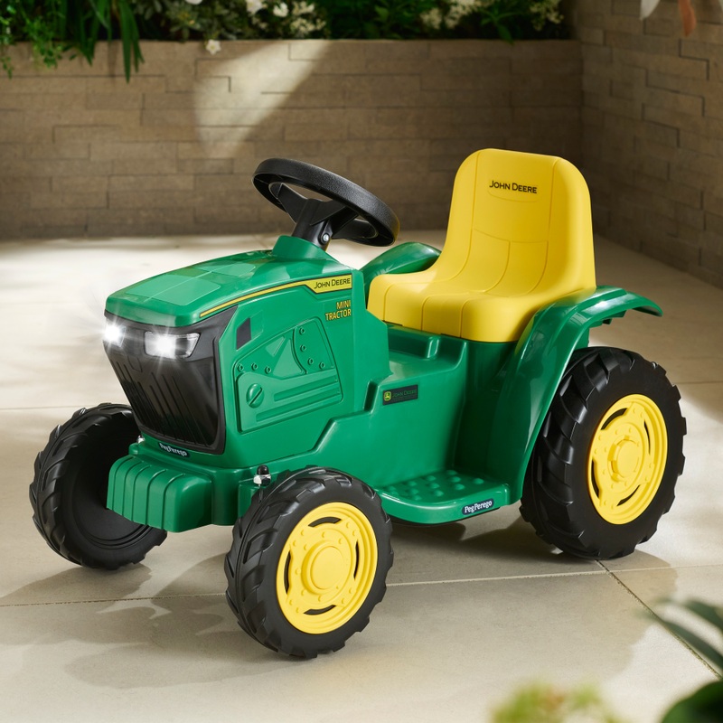 John Deere Tractor 6V Electric Ride On 2 John Deere Tractor 6V Electric Ride On