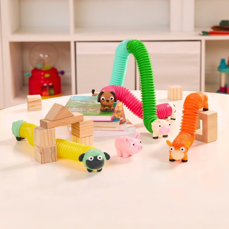Battat Li'l Barn Buddies Mix and Match Sensory Farm Animals