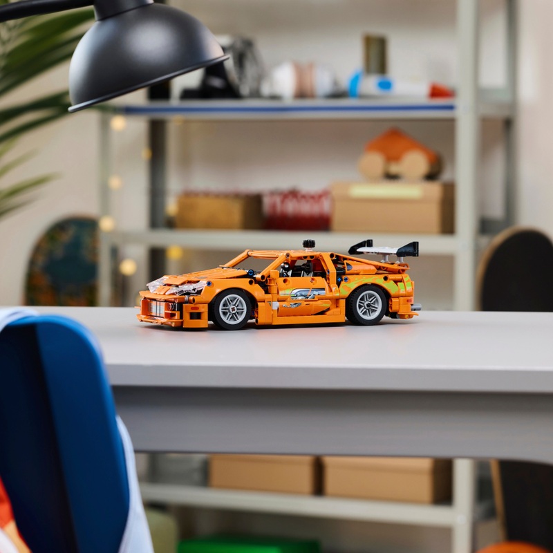 LEGO Technic 42204 Fast and Furious Toyota Supra MK4 Car Set 5 LEGO Technic 42204 Fast and Furious Toyota Supra MK4 Car Set