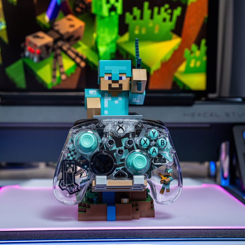 Minecraft R.E.S.T Steve in Diamond Armour Cable Guy - Phone and Controller Holder 3 Minecraft R.E.S.T Steve in Diamond Armour Cable Guy - Phone and Controller Holder