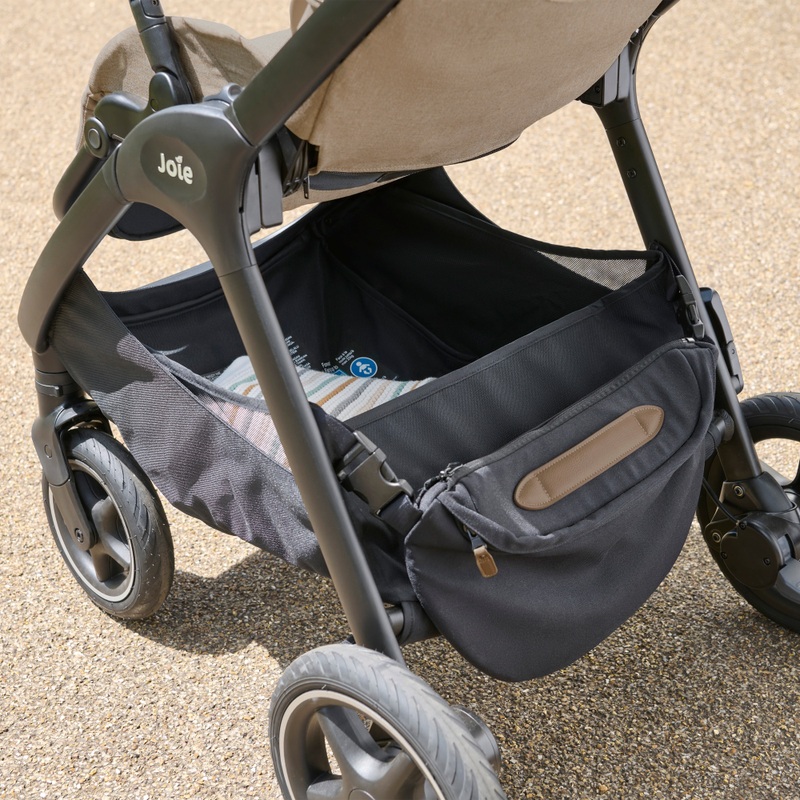 Joie Signature Finiti Flex 3-in-1 Travel System Bundle with i-Level Pro Car Seat and ISOFix Base 6 Joie Signature Finiti Flex 3-in-1 Travel System Bundle with i-Level Pro Car Seat and ISOFix Base
