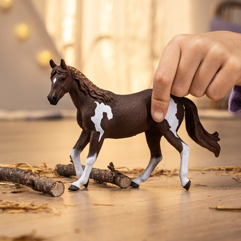schleich Horse Club 14901 Paint Horse Mare