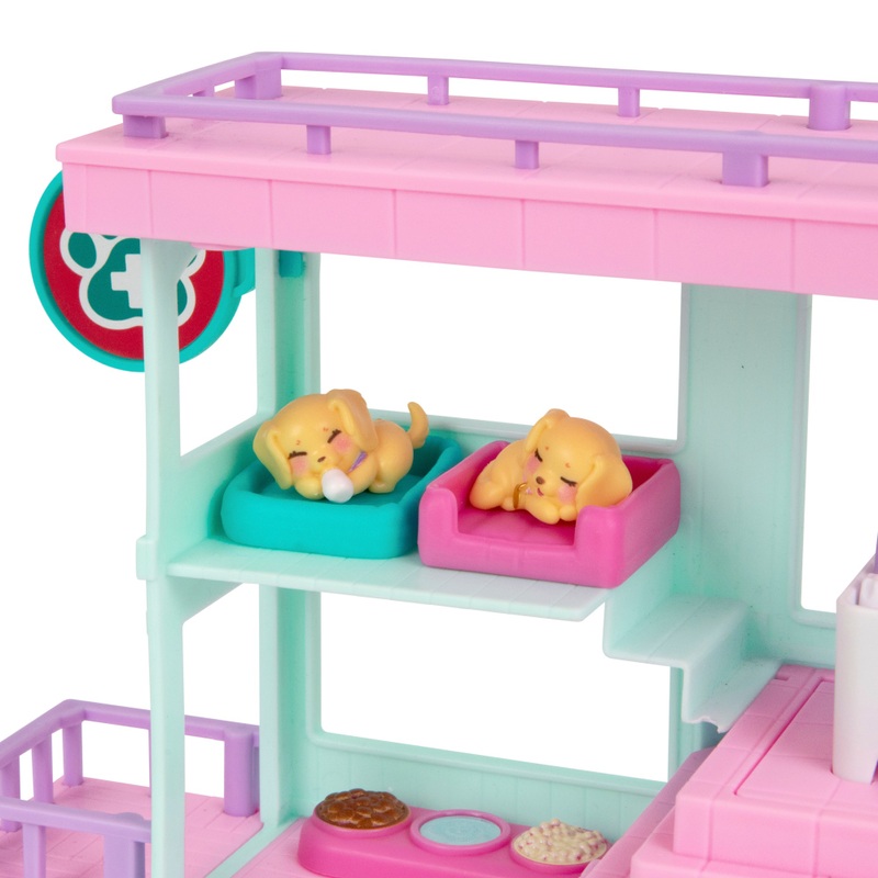 Little Live Pets Mama Surprise Families Baby Care Clinic Playset 5 Little Live Pets Mama Surprise Families Baby Care Clinic Playset