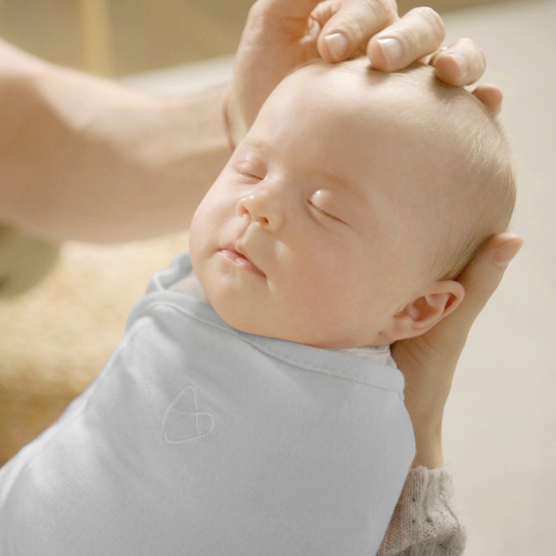SwaddleMe by Ingenuity 1 - 2.5 Tog 0-3 Months All-Season Sleeping Bag Stardust