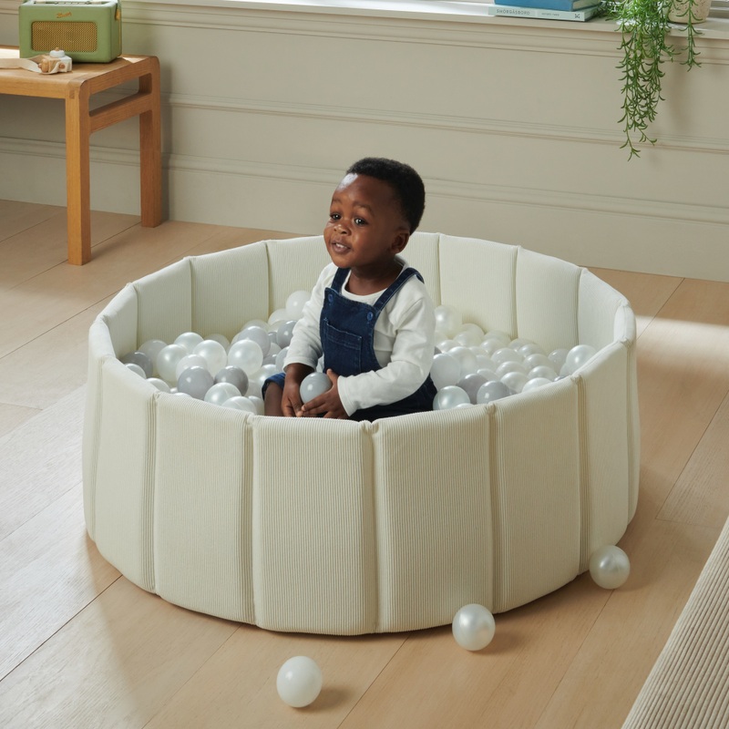 Play Factory Foam Ball Pit with 150 Balls Ivory 7 Play Factory Foam Ball Pit with 150 Balls Ivory