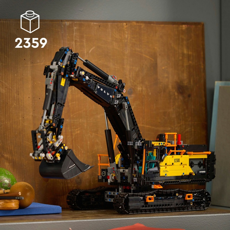 LEGO Technic 42215 Volvo EC500 Hybrid Excavator Set for Adults 2 LEGO Technic 42215 Volvo EC500 Hybrid Excavator Set for Adults