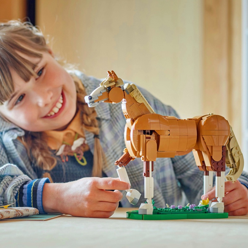LEGO Creator 31166 3-in-1 Beautiful Horse Set
