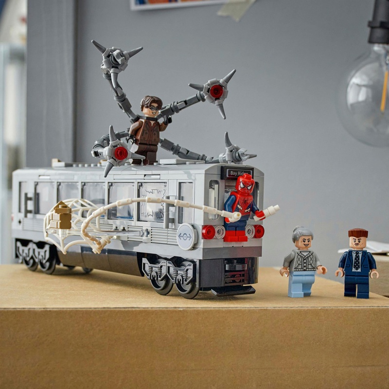 LEGO Marvel 76321 Spider-Man vs. Doc Ock Subway Train Scene Set 5 LEGO Marvel 76321 Spider-Man vs. Doc Ock Subway Train Scene Set