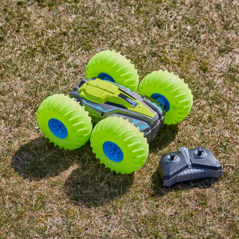 Speed Cyclone Remote Control Car Green