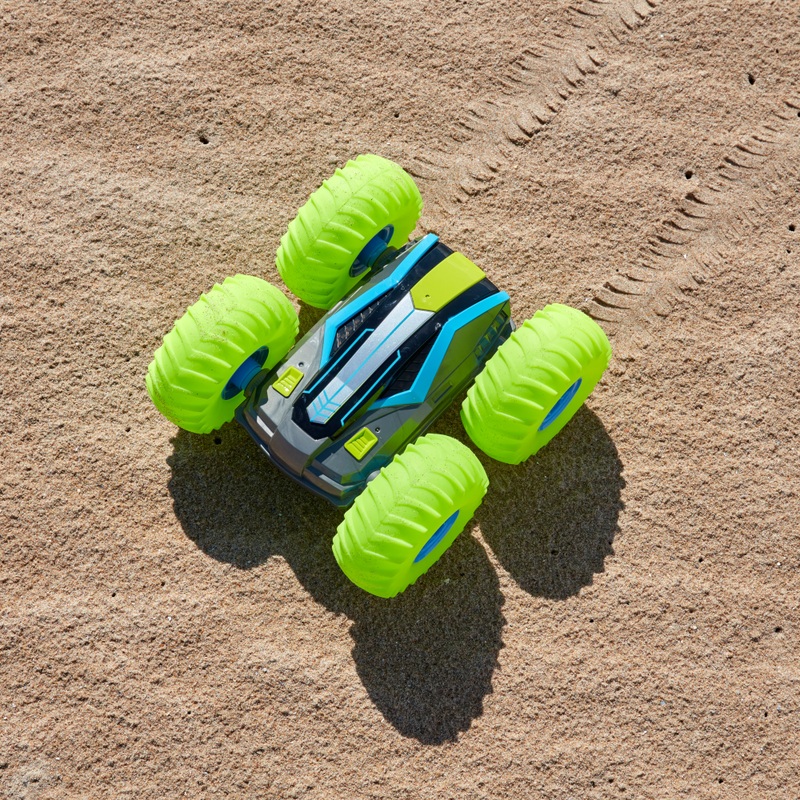 Speed Cyclone Remote Control Car Green 3 Speed Cyclone Remote Control Car Green