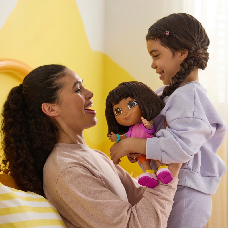 Nickelodeon Dora Sing & Explore Dora Doll 30.5cm 2 Nickelodeon Dora Sing & Explore Dora Doll 30.5cm