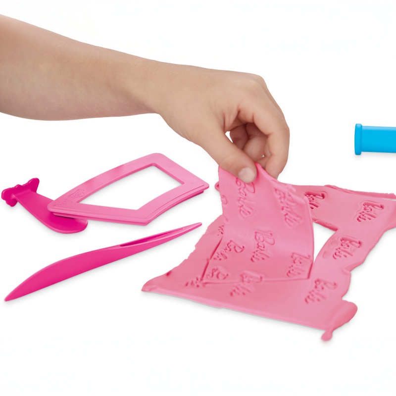 Play-Doh Barbie Hearts and Hair Doll Set 4 Play-Doh Barbie Hearts and Hair Doll Set