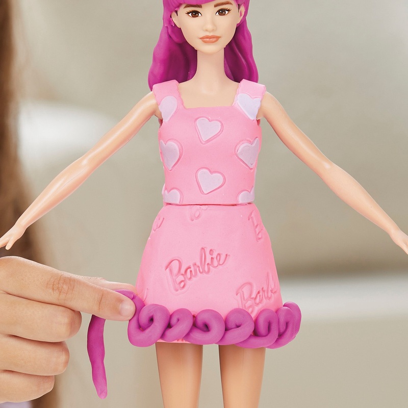 Play-Doh Barbie Hearts and Hair Doll Set 5 Play-Doh Barbie Hearts and Hair Doll Set