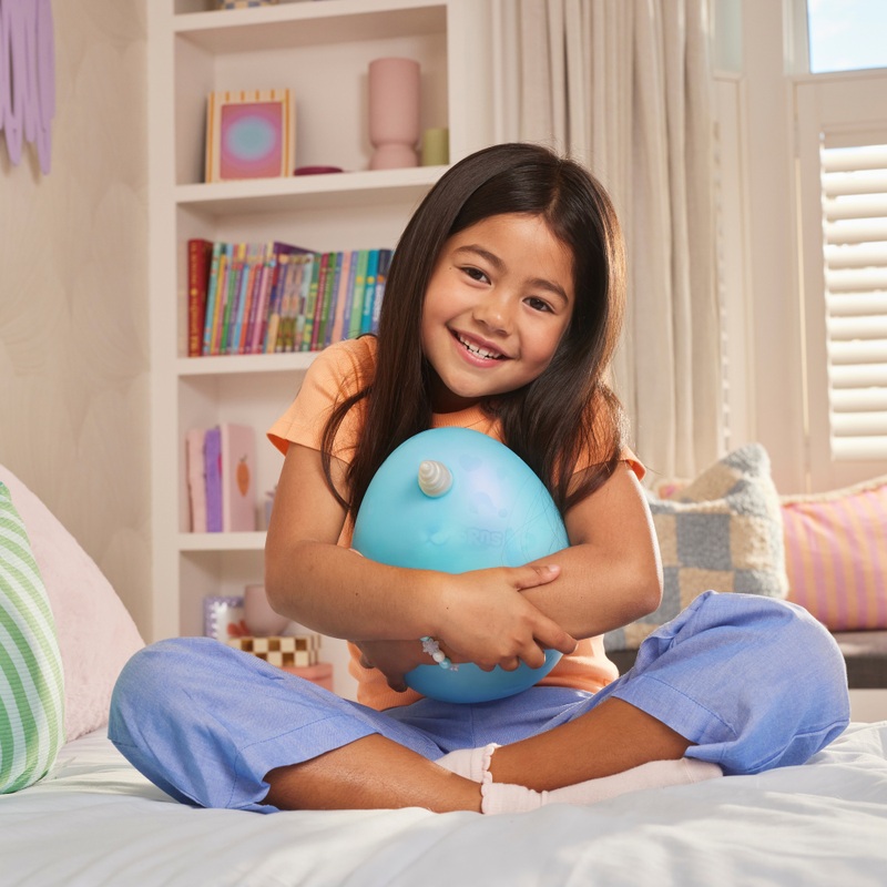 Rainbocorns by ZURU Eggzania Frozen Mania Surprise Plush Egg Snowbella