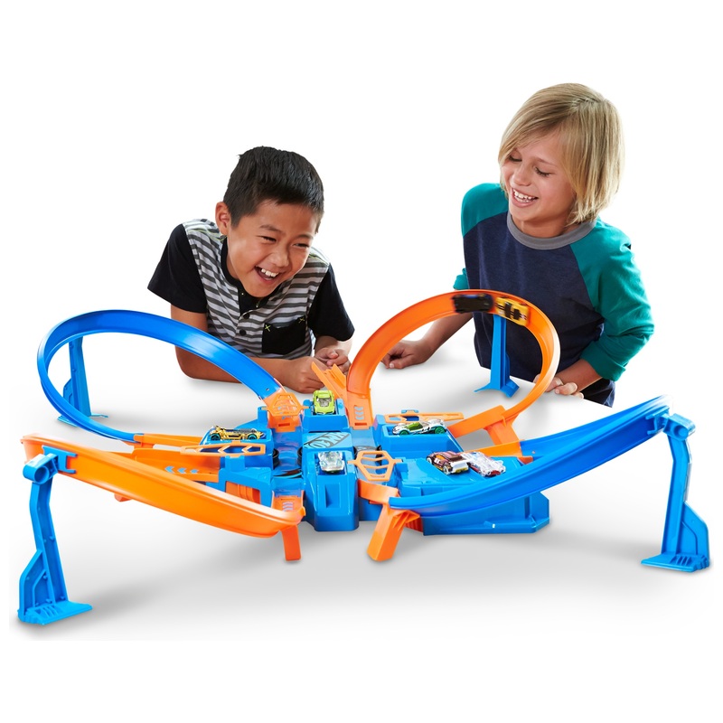 Hot Wheels Action Criss Cross Crash Playset