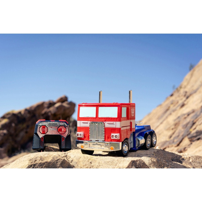Transformers Remote Control Optimus Prime Converting Robot 3 Transformers Remote Control Optimus Prime Converting Robot