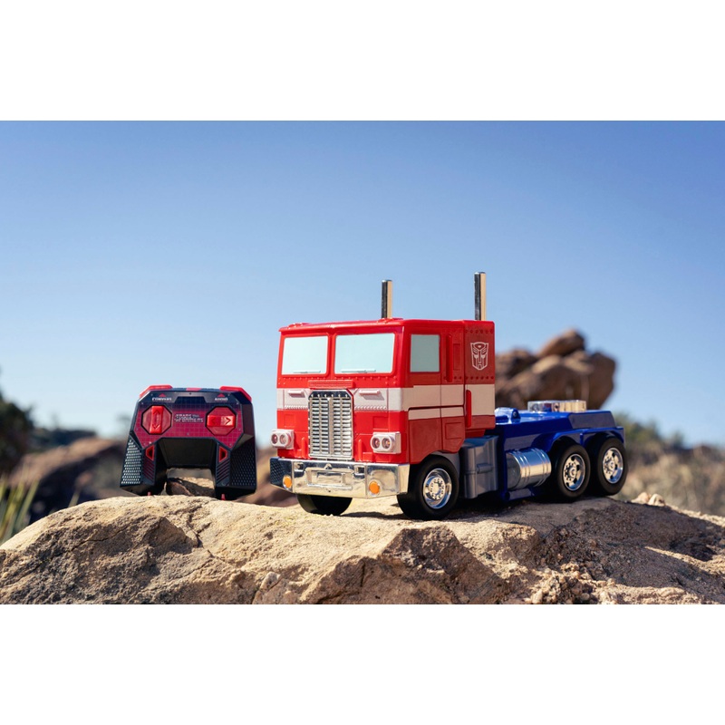Transformers Remote Control Optimus Prime Converting Robot 7 Transformers Remote Control Optimus Prime Converting Robot