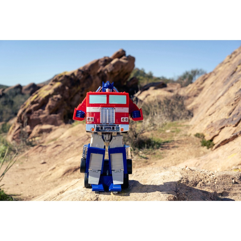 Transformers Remote Control Optimus Prime Converting Robot 8 Transformers Remote Control Optimus Prime Converting Robot