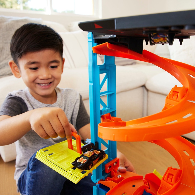 Hot Wheels City Transforming Race Tower Playset 7 Hot Wheels City Transforming Race Tower Playset