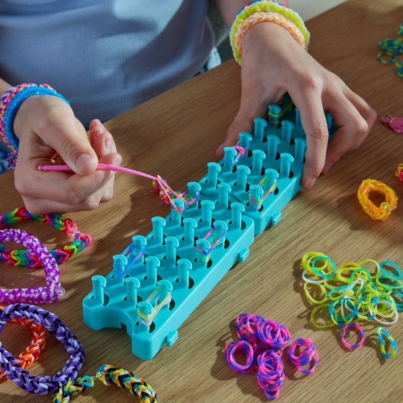 Mega Loom Band Jewellery Making Kit 8000+ Pieces 5 Mega Loom Band Jewellery Making Kit 8000+ Pieces