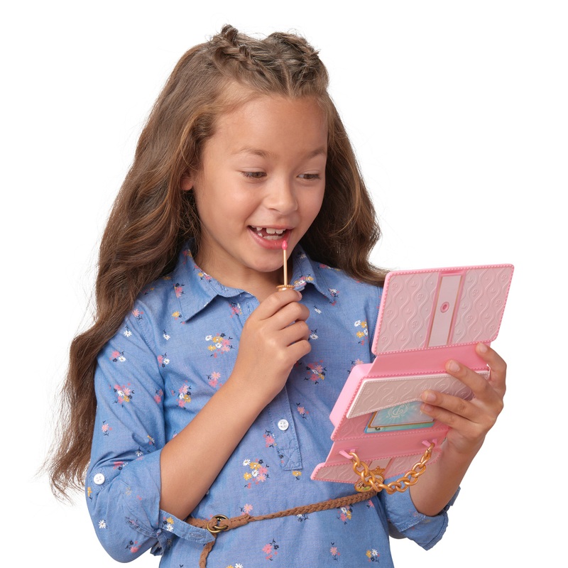 Disney Princess Style Collection Play Phone & Stylish Clutch Bag Set 5 Disney Princess Style Collection Play Phone & Stylish Clutch Bag Set