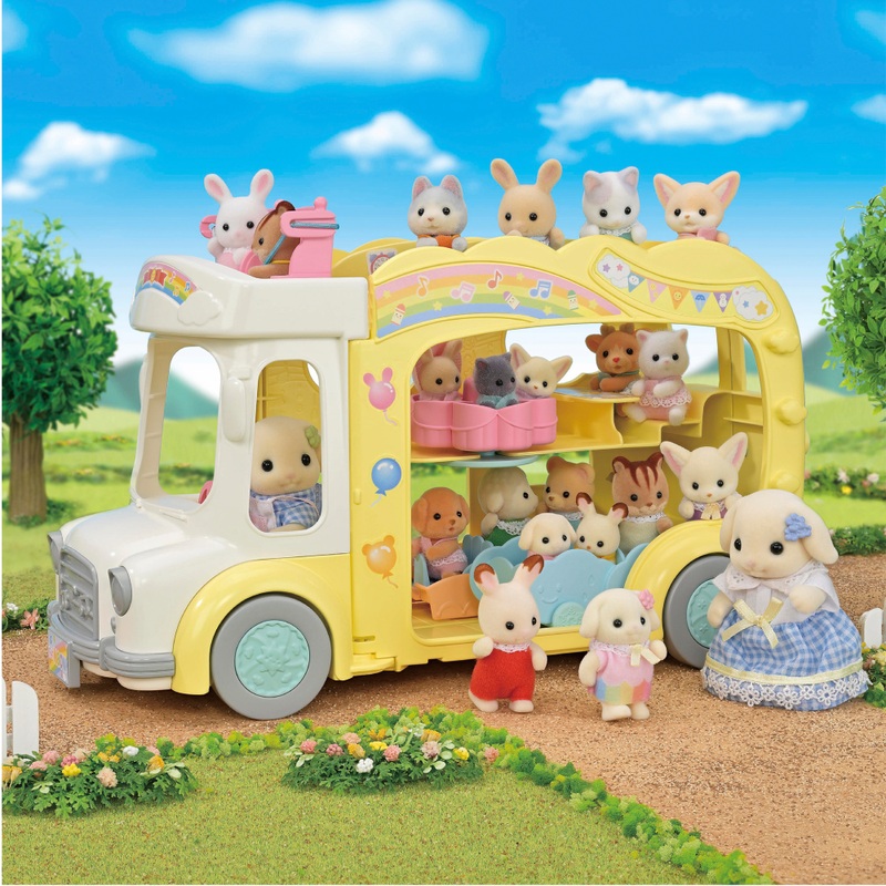 Sylvanian Families Set Rainbow Fun Nursery Bus