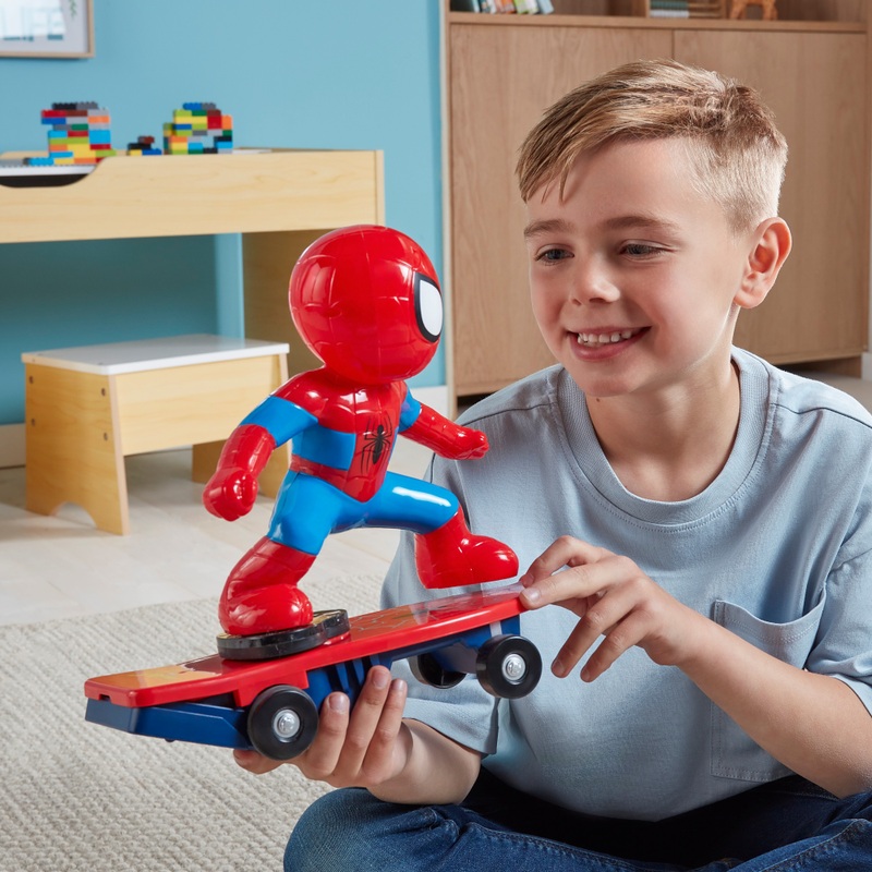Marvel Spider-Man Remote Control Skateboard Figure Set