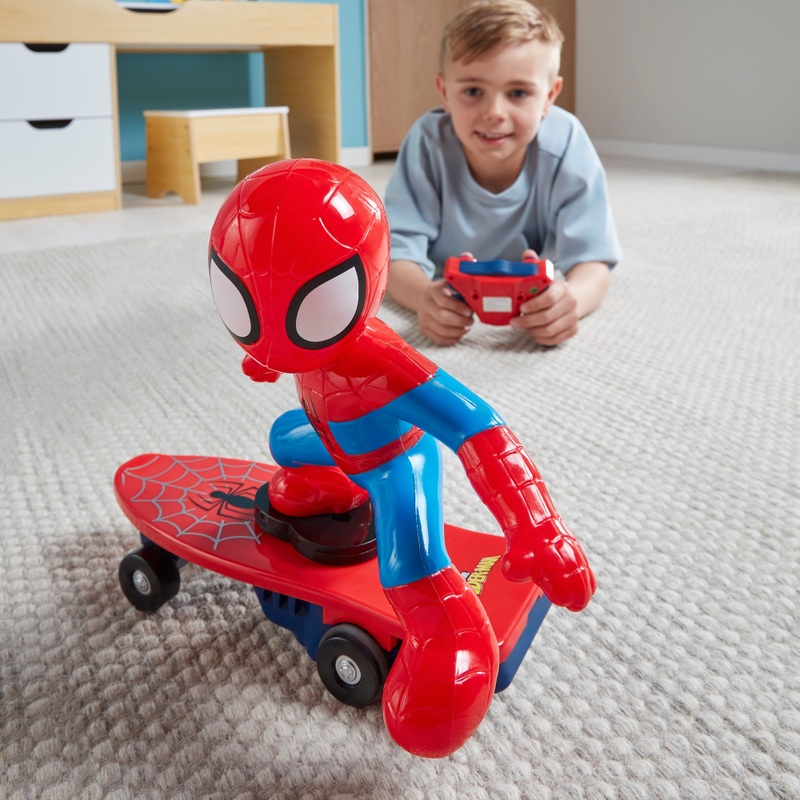 Marvel Spider-Man Remote Control Skateboard Figure Set 4 Marvel Spider-Man Remote Control Skateboard Figure Set