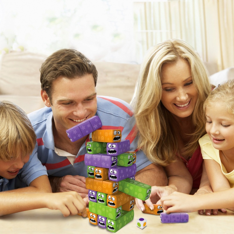 Wobbly Worms Tower Balance Game