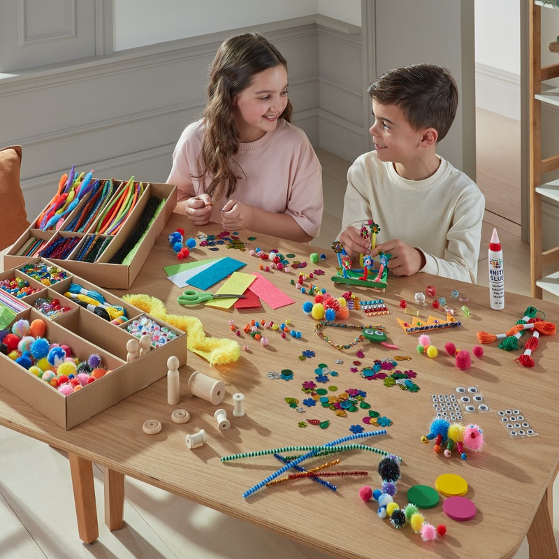 Craft Supplies Deluxe Box 1000+ Pieces