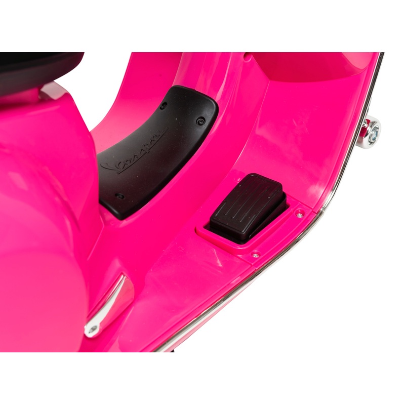 Vespa GTS Super Scooter 6V Electric Ride On Pink 6 Vespa GTS Super Scooter 6V Electric Ride On Pink
