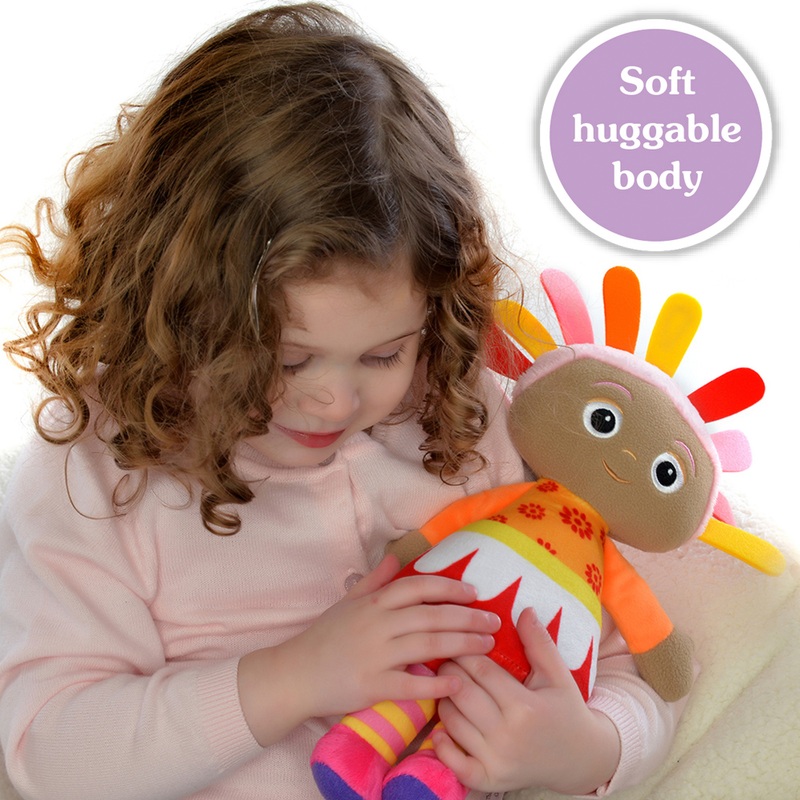 In The Night Garden Plush Toy Snuggly Singing Upsy Daisy 30cm 2 In The Night Garden Plush Toy Snuggly Singing Upsy Daisy 30cm