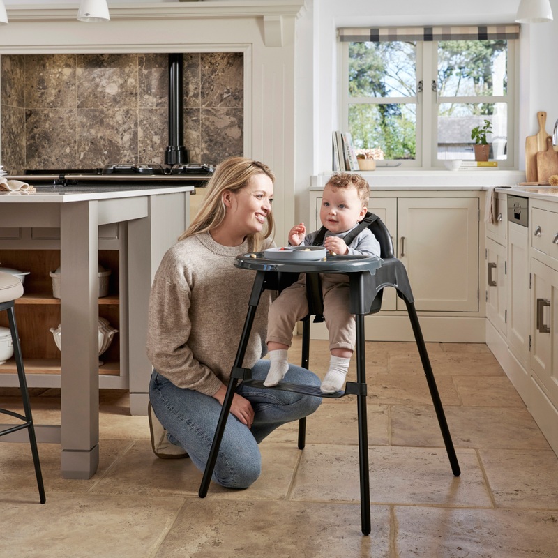 Babylo Eatin' Mess Convertible High Chair Black