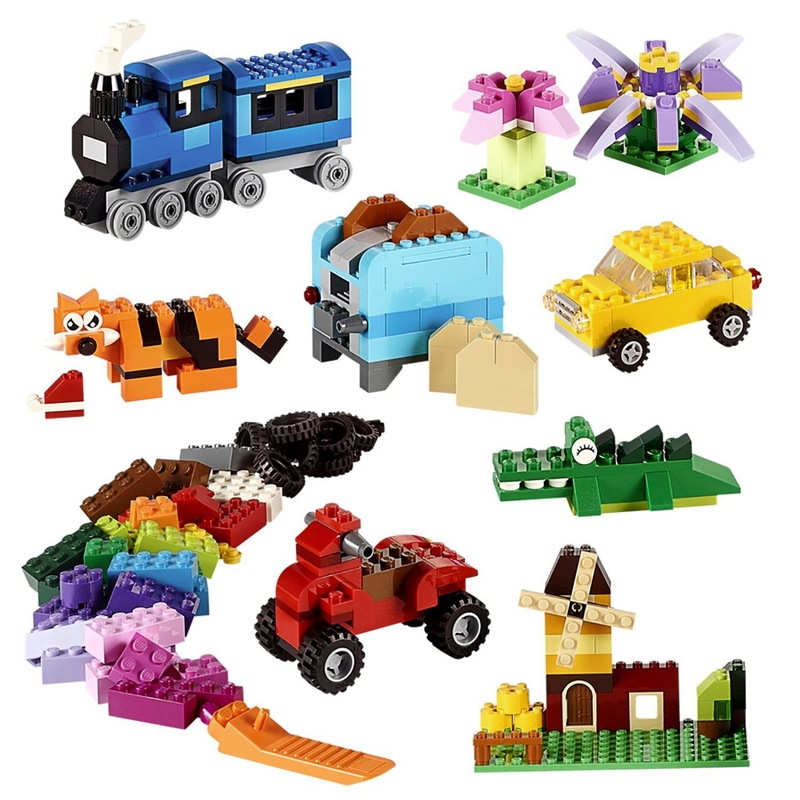 LEGO Classic 10696 Medium Creative Brick Box Classic Building Bricks Set